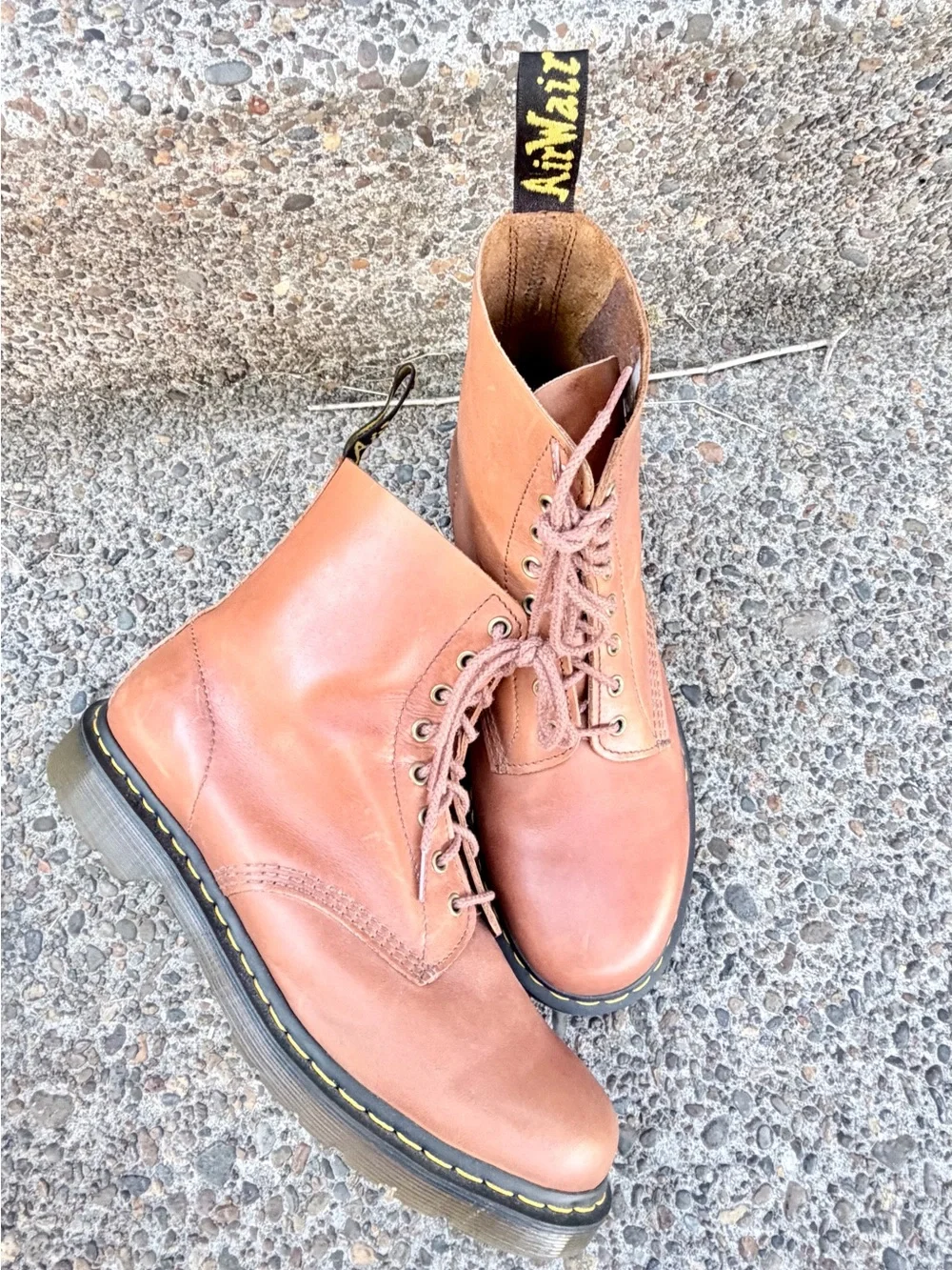 Dr. Martens 1460 Men’s Brown Leather 8-Eye Lace-Up Boots